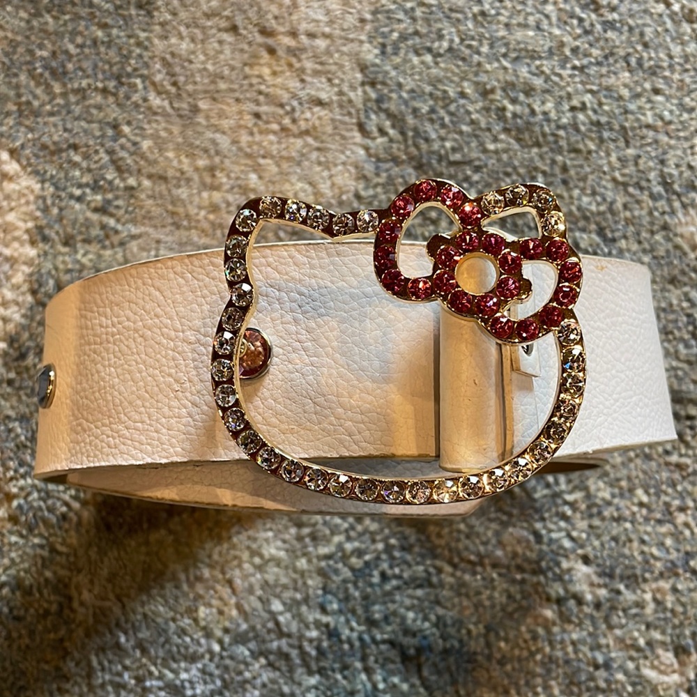 2006 Hello Kitty Rhinestone Belt Buckle and Belt